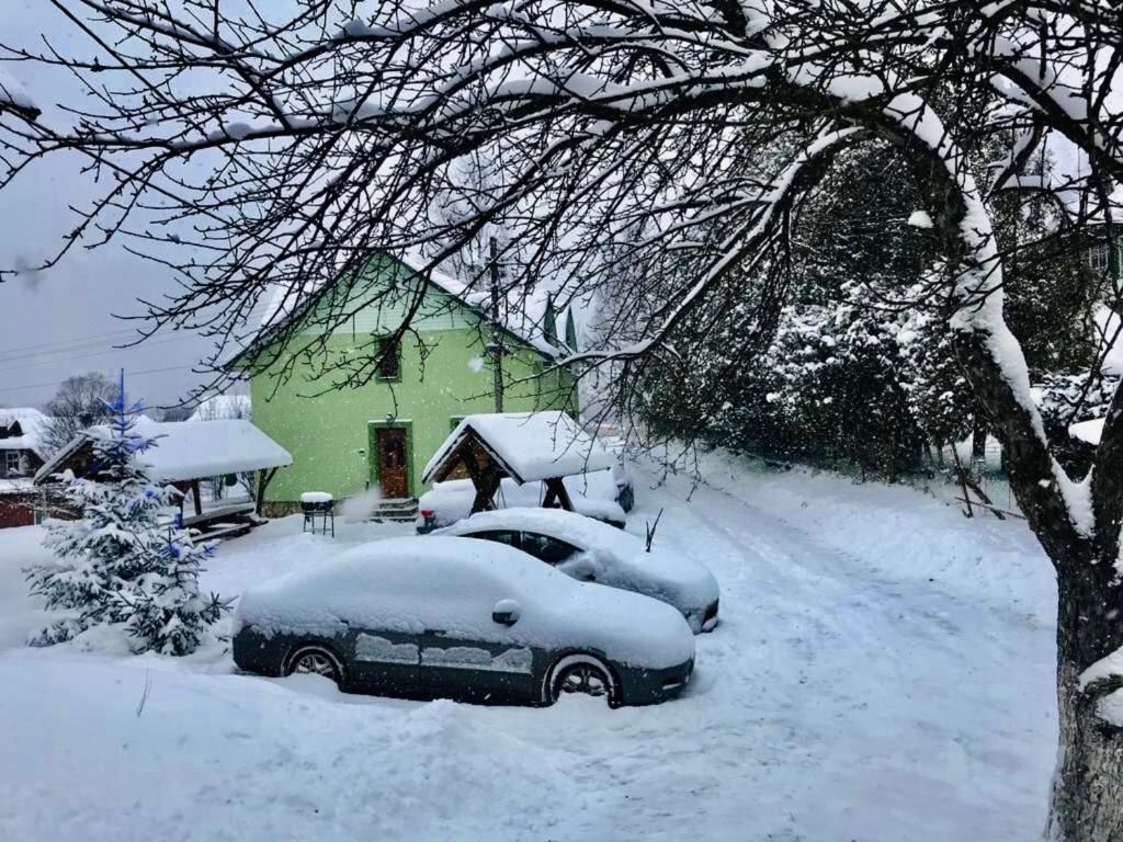 Дома для отпуска Goryanka Hotel Микуличин-95