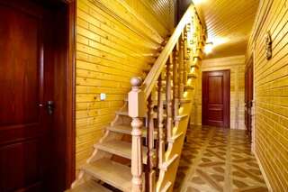 Дома для отпуска Goryanka Hotel Микуличин Дом с 7 комнатами-48