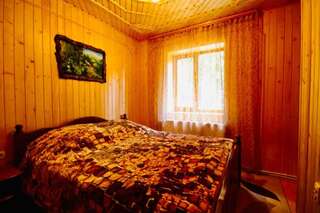 Дома для отпуска Goryanka Hotel Микуличин Дом с 7 комнатами-52