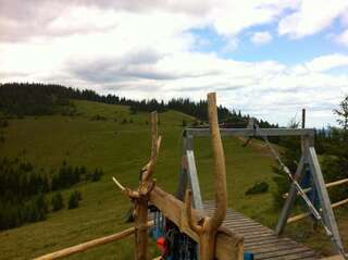 Дома для отпуска Goryanka Hotel Микуличин Дом с 7 комнатами-73