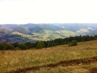 Дома для отпуска Goryanka Hotel Микуличин Дом с 7 комнатами-77